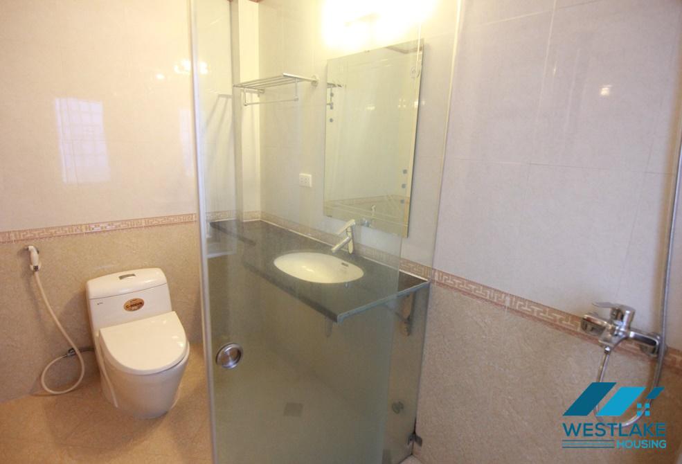 A 4 bedroom house with lake view for rent in Tu Hoa, Tay Ho A 4 bedroom house with lake view for rent in Tu Hoa, Tay Ho