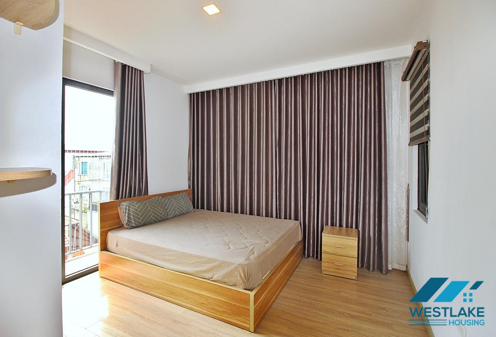 Nice 02 bedrooms apartment for rent in Xom Phu area, Tay Ho, Ha Noi