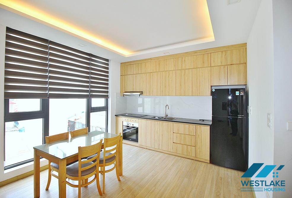 Nice 02 bedrooms apartment for rent in Xom Phu area, Tay Ho, Ha Noi