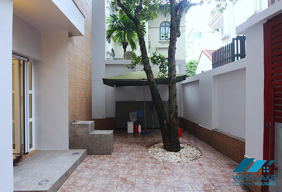 A modern 2 bedroom house for rent in Dang Thai Mai, Tay Ho, Ha Noi A modern 2 bedroom house for rent in Dang Thai Mai, Tay Ho, Ha Noi