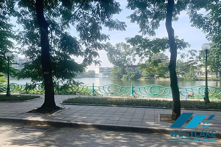Cho Thuê Mặt Bằng Văn Phòng, Quán Cà Phê, Rộng Đẹp Sáng Thoáng View Hồ Tại Phố Yên Phụ, Tây Hồ, Hà Nội