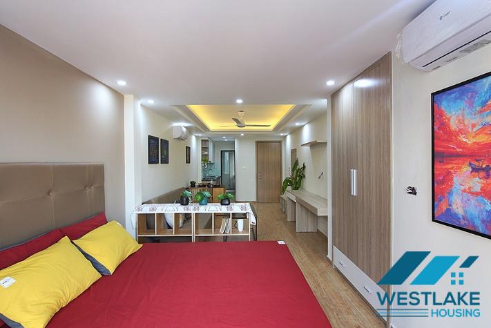 Cho Thuê Căn Hộ Studio Rộng Đẹp, Ban Công Thoáng Sáng Trên phố Âu Cơ, Tây Hồ, Hà Nội Cho Thuê Căn Hộ Studio Rộng Đẹp, Ban Công Thoáng Sáng Trên phố Âu Cơ, Tây Hồ, Hà Nội