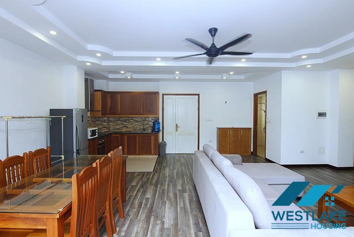 Căn Hộ 3 Phòng Ngủ Rộng Đẹp, Thoáng Sáng Cho Thuê Tại Âu Cơ Tây Hồ, Hà Nội Căn Hộ 3 Phòng Ngủ Rộng Đẹp, Thoáng Sáng Cho Thuê Tại Âu Cơ Tây Hồ, Hà Nội