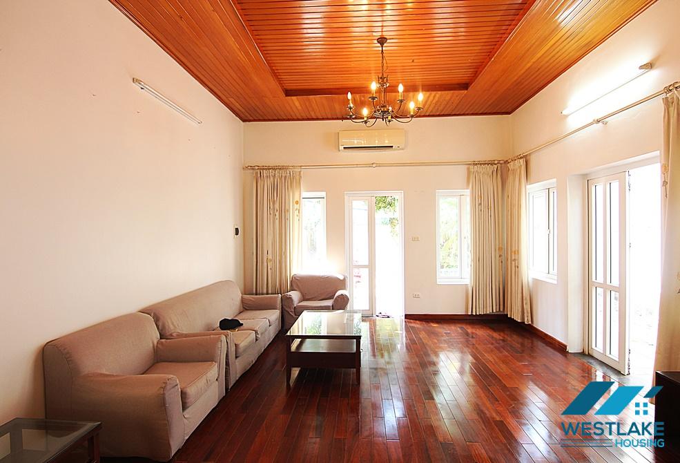 A beautiful garden house for rent in Dang Thai Mai, Tay Ho A beautiful garden house for rent in Dang Thai Mai, Tay Ho