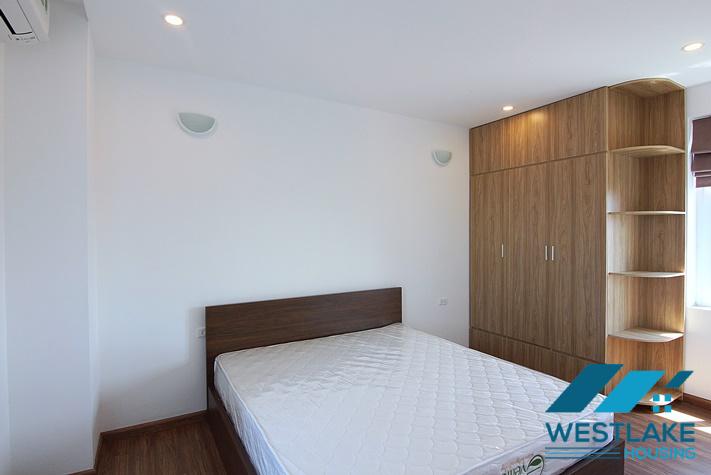 Cho Thuê Căn Hộ 3 Phòng Ngủ Mới Đẹp, Ban Công Thoáng Mát Tại Tây Hồ, Hà Nội