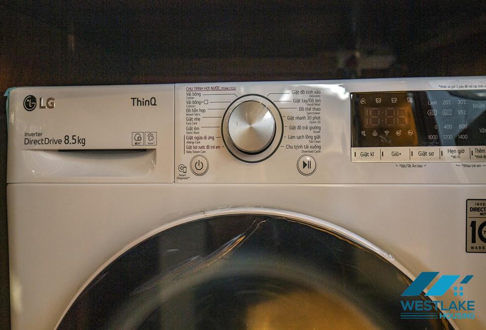 A beautiful 3 bedrooms serviced apartment with lake view for rent in Tay Ho, Ha Noi A beautiful 3 bedrooms serviced apartment with lake view for rent in Tay Ho, Ha Noi