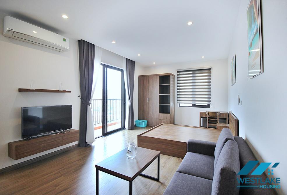 A new and bright studio for rent in Dang Thai Mai, Tay Ho
