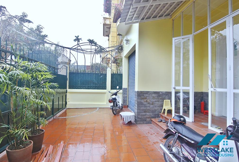 Cho Thuê Nhà 4 Phòng Ngủ, Ban Công, Sân Rộng Thoáng Sáng Tại Tô Ngọc Vân Tây Hồ, Hà Nội Cho Thuê Nhà 4 Phòng Ngủ, Ban Công, Sân Rộng Thoáng Sáng Tại Tô Ngọc Vân Tây Hồ, Hà Nội