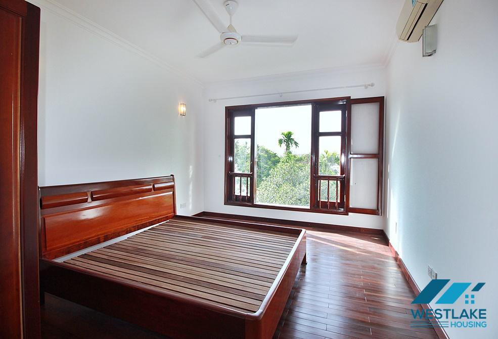 Cho Thuê Biệt Thự 5 Phòng Ngủ Sân Vườn Rộng, View Hồ Thoáng Mát Tại Tô Ngoc Vân, Tây Hồ, Hà Nội Cho Thuê Biệt Thự 5 Phòng Ngủ Sân Vườn Rộng, View Hồ Thoáng Mát Tại Tô Ngoc Vân, Tây Hồ, Hà Nội