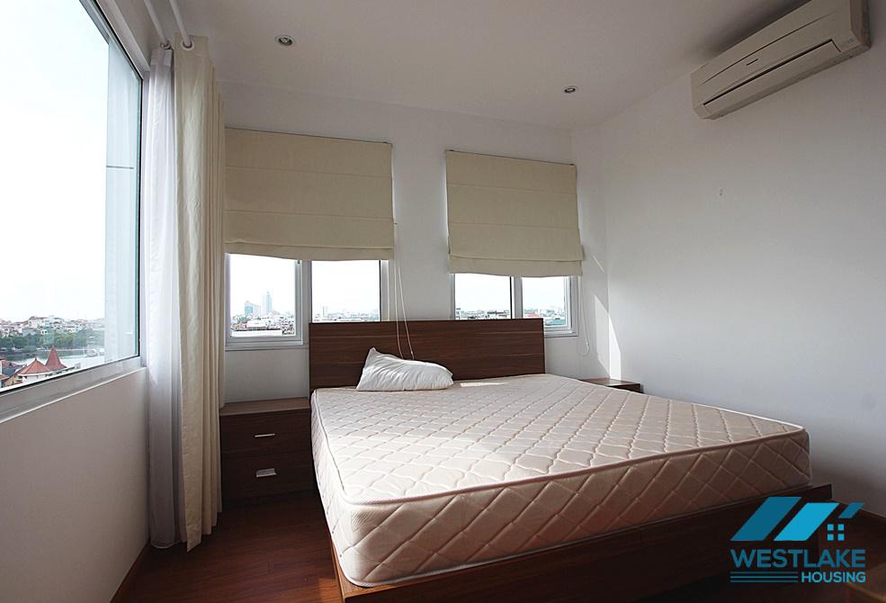 Nice bright 2 bedroom apartment on top floor for rent in Tay Ho, Ha Noi Nice bright 2 bedroom apartment on top floor for rent in Tay Ho, Ha Noi