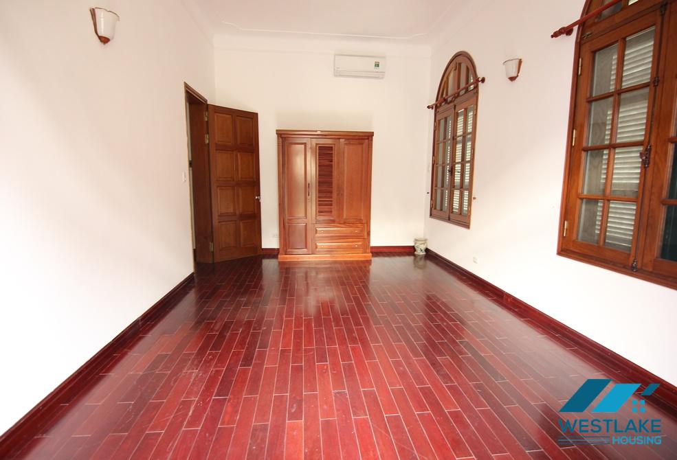 Beautiful mansion with lots of charms for rent in Tay Ho, Ha Noi Beautiful mansion with lots of charms for rent in Tay Ho, Ha Noi