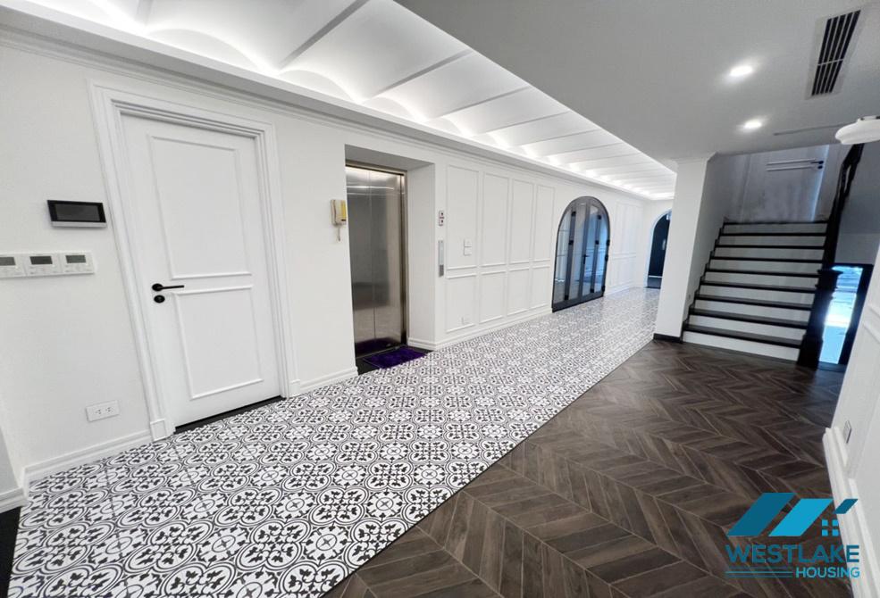 CHO THUÊ BIỆT THỰ CAO CẤP 550M² TẠI CIPUTRA – SÂN GOLF VIEW, THANG MÁY, 7 PHÒNG NGỦ CHO THUÊ BIỆT THỰ CAO CẤP 550M² TẠI CIPUTRA – SÂN GOLF VIEW, THANG MÁY, 7 PHÒNG NGỦ