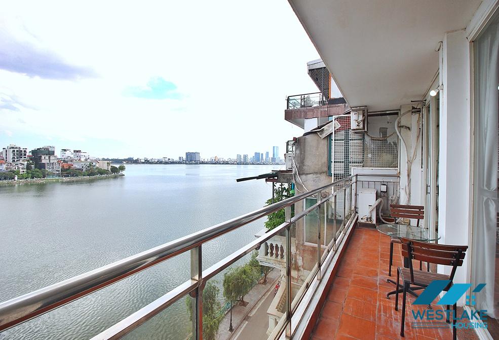 Amazing lake view for two bedrooms apartment for rent in Tay Ho, Hanoi Amazing lake view for two bedrooms apartment for rent in Tay Ho, Hanoi