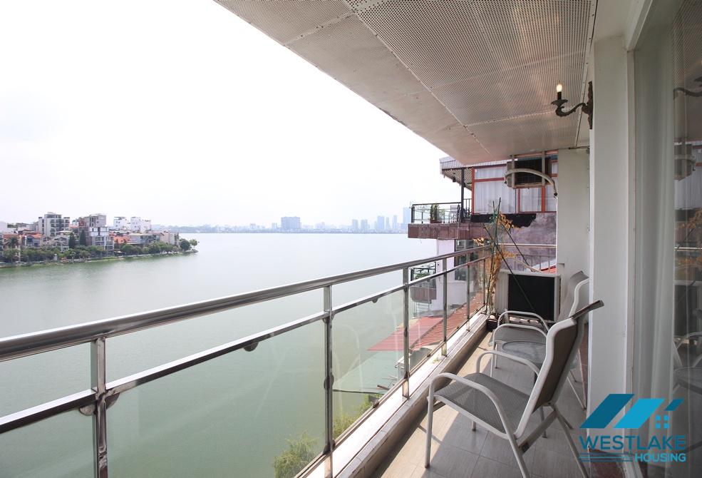 Wonderfull lake view 2 bedrooms apartment for rent on Quang An street, Tay Ho, Ha Noi Wonderfull lake view 2 bedrooms apartment for rent on Quang An street, Tay Ho, Ha Noi