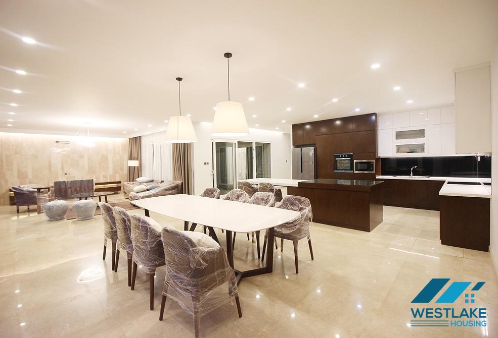 Biệt Thự 400m² Cho Thuê tại Khu Q Ciputra – Sáng, Thoáng, Sân Vườn Lớn