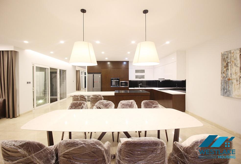 Biệt Thự 400m² Cho Thuê tại Khu Q Ciputra – Sáng, Thoáng, Sân Vườn Lớn Biệt Thự 400m² Cho Thuê tại Khu Q Ciputra – Sáng, Thoáng, Sân Vườn Lớn