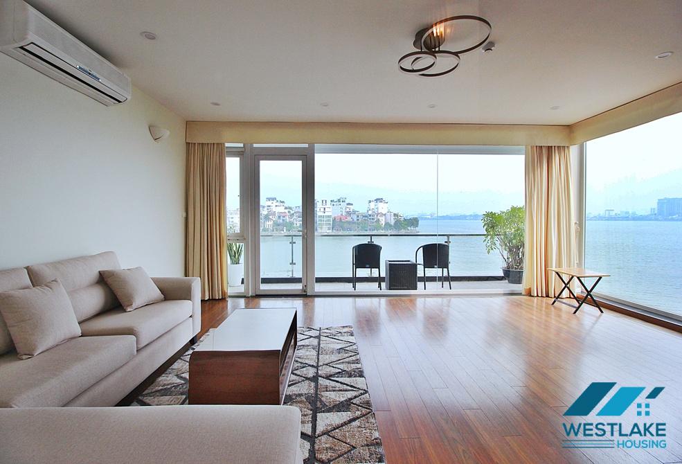 Beautiful 03 bedrooms apartment for rent in Quang An Street, Tay Ho, Ha Noi