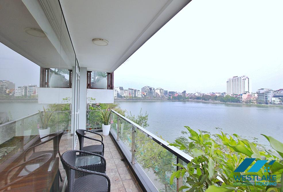 Beautiful 03 bedrooms apartment for rent in Quang An Street, Tay Ho, Ha Noi Beautiful 03 bedrooms apartment for rent in Quang An Street, Tay Ho, Ha Noi