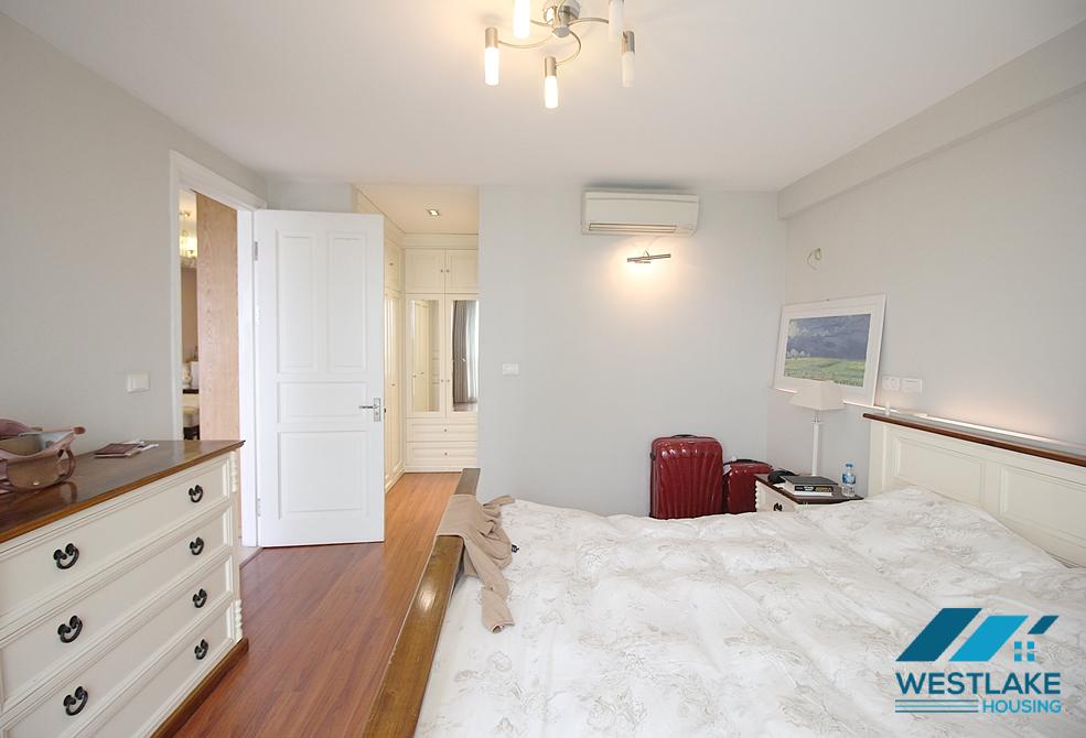 A beautiful and affordable apartment for rent in Ciputra, Tay Ho, Ha Noi A beautiful and affordable apartment for rent in Ciputra, Tay Ho, Ha Noi