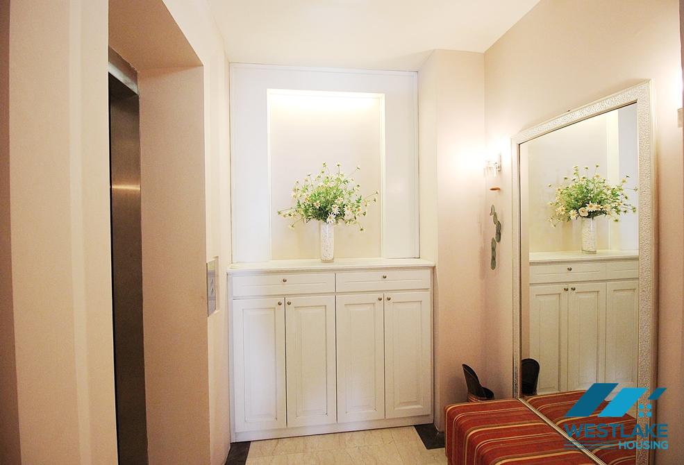 A beautiful and affordable apartment for rent in Ciputra, Tay Ho, Ha Noi A beautiful and affordable apartment for rent in Ciputra, Tay Ho, Ha Noi