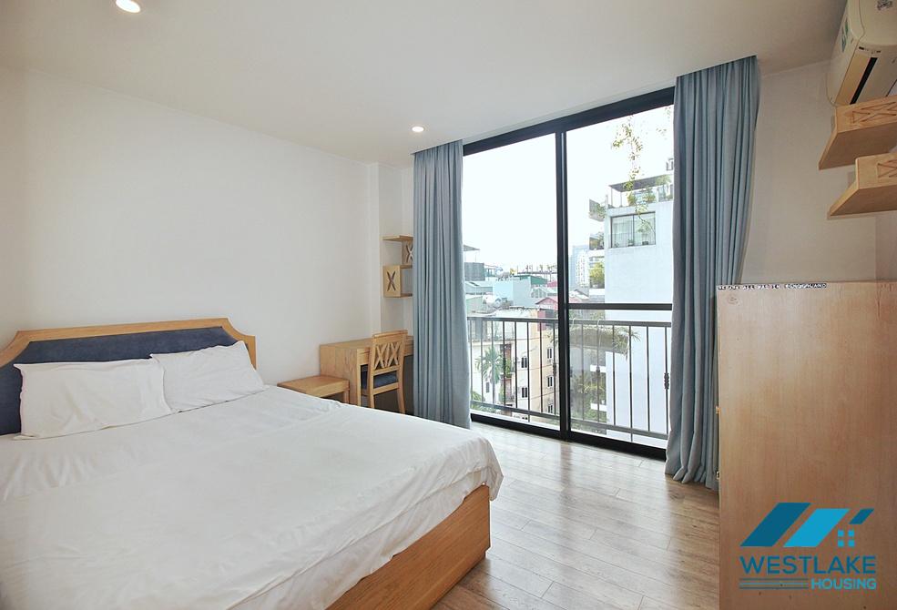 Bright 02 bedrooms apartment on high floor for rent in Tay Ho, Ha Noi Bright 02 bedrooms apartment on high floor for rent in Tay Ho, Ha Noi