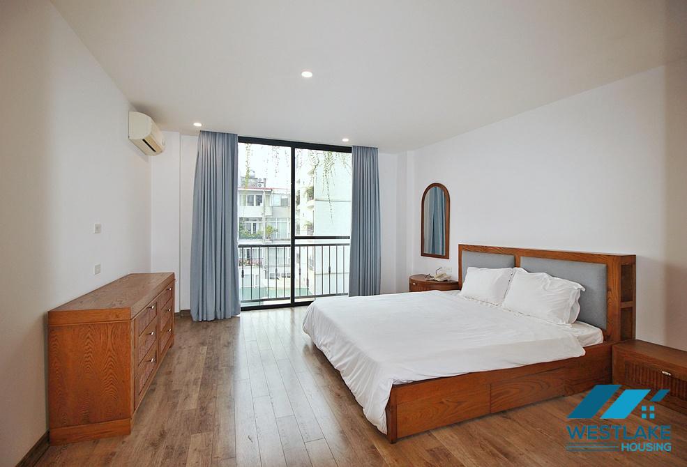 Bright 02 bedrooms apartment on high floor for rent in Tay Ho, Ha Noi Bright 02 bedrooms apartment on high floor for rent in Tay Ho, Ha Noi