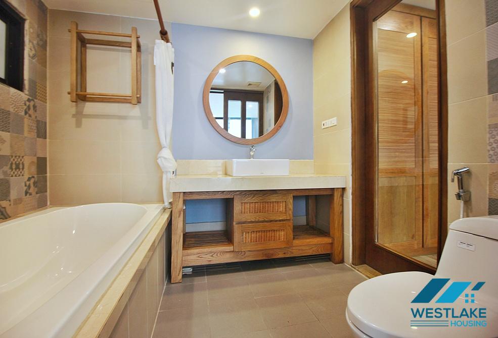 Bright 02 bedrooms apartment on high floor for rent in Tay Ho, Ha Noi Bright 02 bedrooms apartment on high floor for rent in Tay Ho, Ha Noi