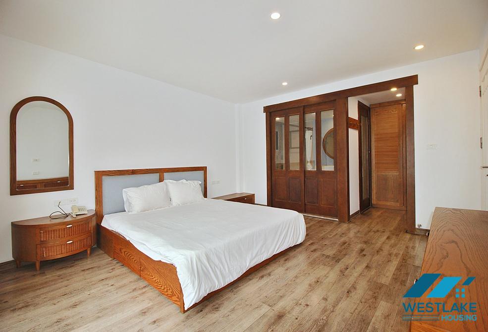 Bright 02 bedrooms apartment on high floor for rent in Tay Ho, Ha Noi Bright 02 bedrooms apartment on high floor for rent in Tay Ho, Ha Noi