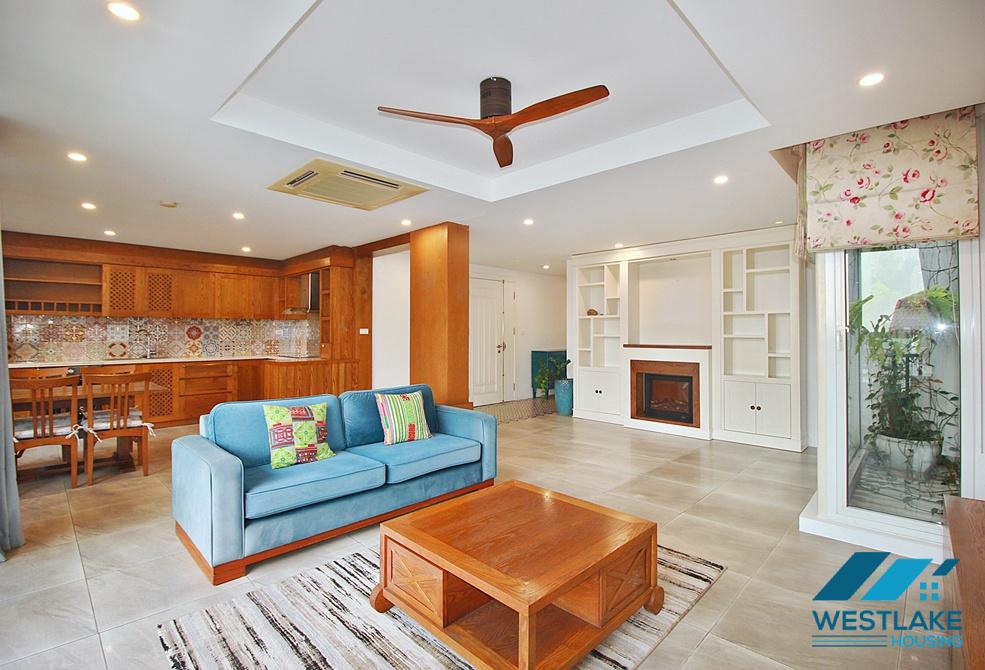 Cho Thuê Căn Hộ 2 Phòng Ngủ Sáng Thoáng Trên Tầng Cao Tại Xuân Diệu Tây Hồ, Hà Nội. Cho Thuê Căn Hộ 2 Phòng Ngủ Sáng Thoáng Trên Tầng Cao Tại Xuân Diệu Tây Hồ, Hà Nội.