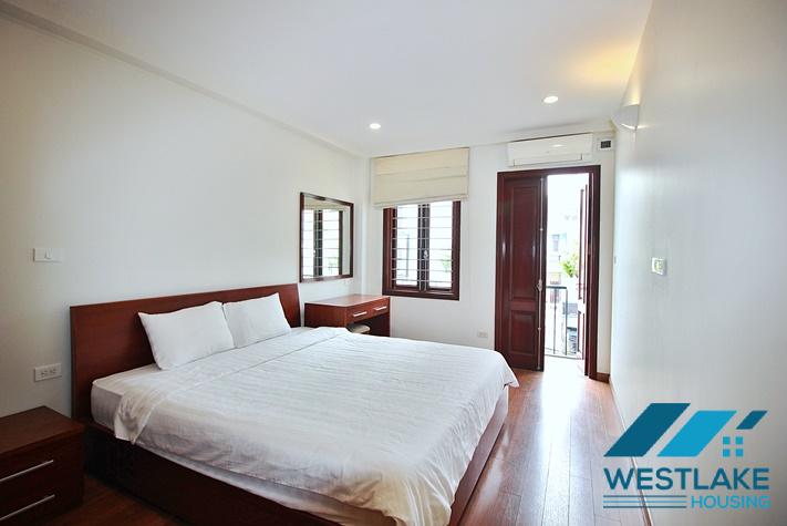 Cho Thuê Căn Hộ 3 Phòng Ngủ Đẹp, Ban Công, View Hồ Thoáng Sáng Tại Đường Quang An, Tây Hồ, Hà Nội. Cho Thuê Căn Hộ 3 Phòng Ngủ Đẹp, Ban Công, View Hồ Thoáng Sáng Tại Đường Quang An, Tây Hồ, Hà Nội.