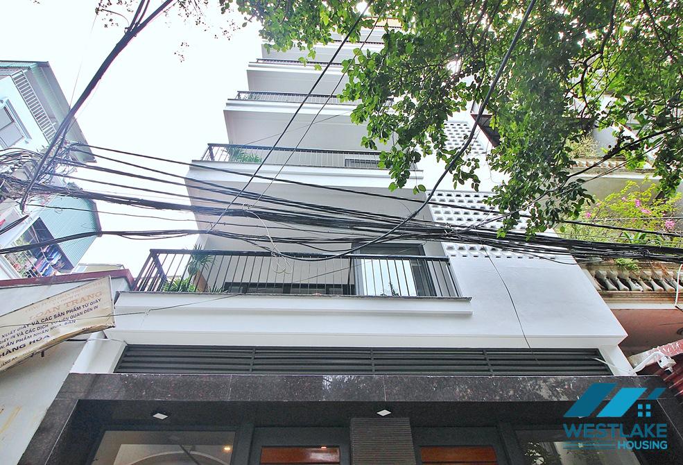 Good quality 02 bedrooms apartment for rent in Xuan Dieu area, Tay Ho, Ha Noi Good quality 02 bedrooms apartment for rent in Xuan Dieu area, Tay Ho, Ha Noi