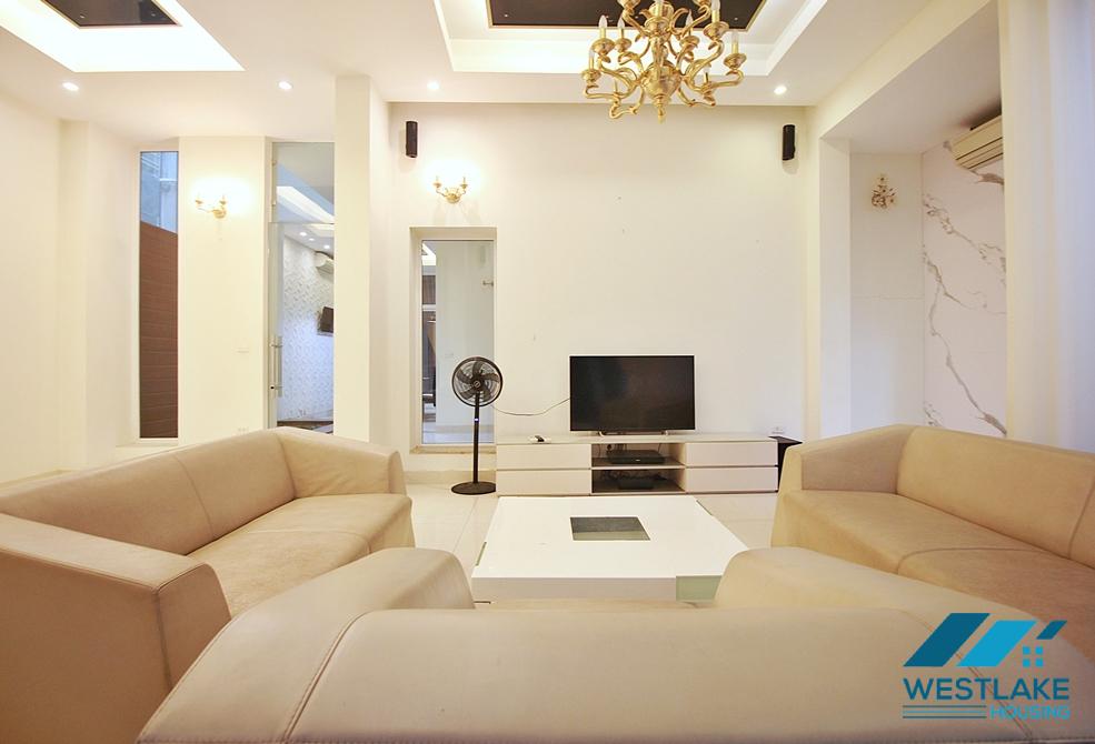 Modern and high quality house for rent in Tay Ho ward, Ha Noi Modern and high quality house for rent in Tay Ho ward, Ha Noi