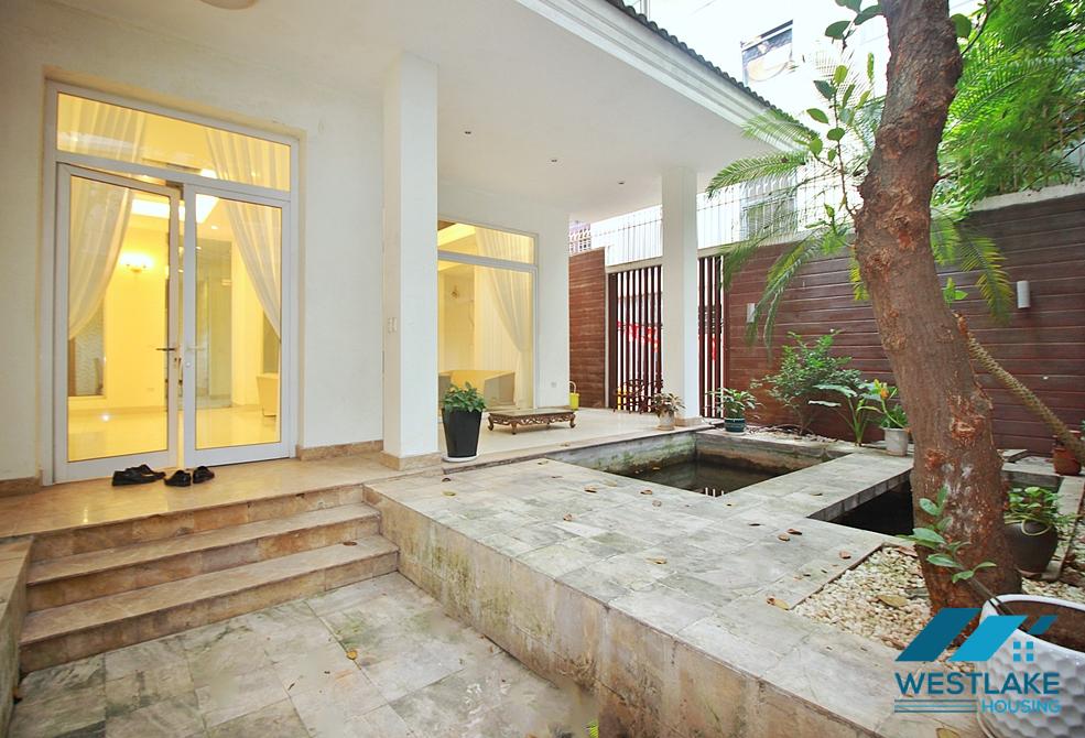 Modern and high quality house for rent in Tay Ho ward, Ha Noi
