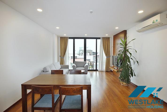 Bright two bedroom apartment on high floor for rent in Xuan Dieu area, Tay Ho, Ha Noi Bright two bedroom apartment on high floor for rent in Xuan Dieu area, Tay Ho, Ha Noi