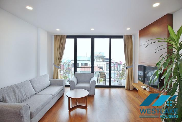 Bright two bedroom apartment on high floor for rent in Xuan Dieu area, Tay Ho, Ha Noi Bright two bedroom apartment on high floor for rent in Xuan Dieu area, Tay Ho, Ha Noi