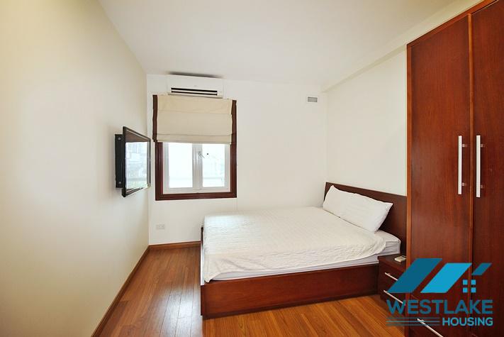 Cho Thuê Căn Hộ 2 Phòng Ngủ View Hồ Đẹp Trên Phố Quảng An, Tây Hồ, Hà Nội Cho Thuê Căn Hộ 2 Phòng Ngủ View Hồ Đẹp Trên Phố Quảng An, Tây Hồ, Hà Nội