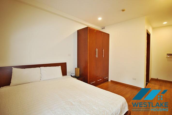 Cho Thuê Căn Hộ 2 Phòng Ngủ View Hồ Đẹp Trên Phố Quảng An, Tây Hồ, Hà Nội Cho Thuê Căn Hộ 2 Phòng Ngủ View Hồ Đẹp Trên Phố Quảng An, Tây Hồ, Hà Nội