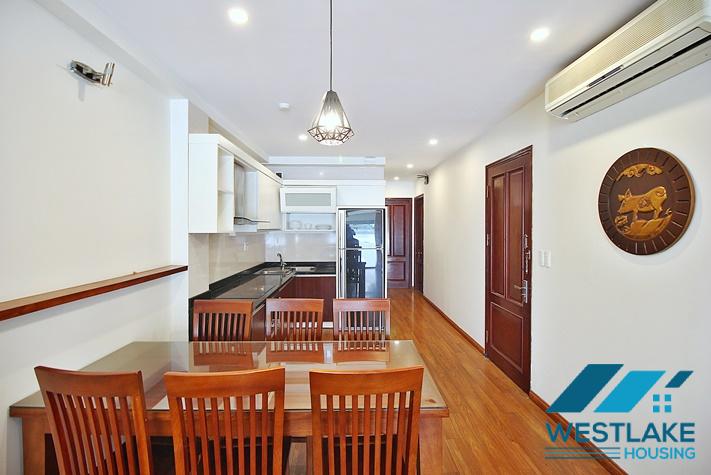 Cho Thuê Căn Hộ 2 Phòng Ngủ View Hồ Đẹp Trên Phố Quảng An, Tây Hồ, Hà Nội Cho Thuê Căn Hộ 2 Phòng Ngủ View Hồ Đẹp Trên Phố Quảng An, Tây Hồ, Hà Nội