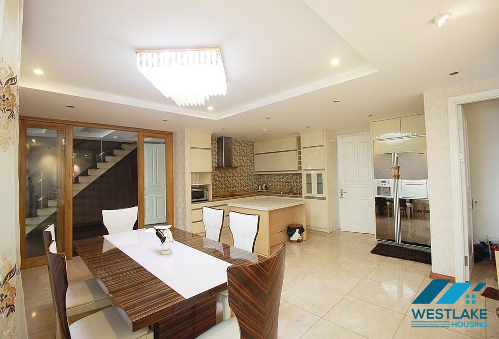 High quality penthouse apartment for rent in Ciputra, Tay Ho, Ha Noi High quality penthouse apartment for rent in Ciputra, Tay Ho, Ha Noi