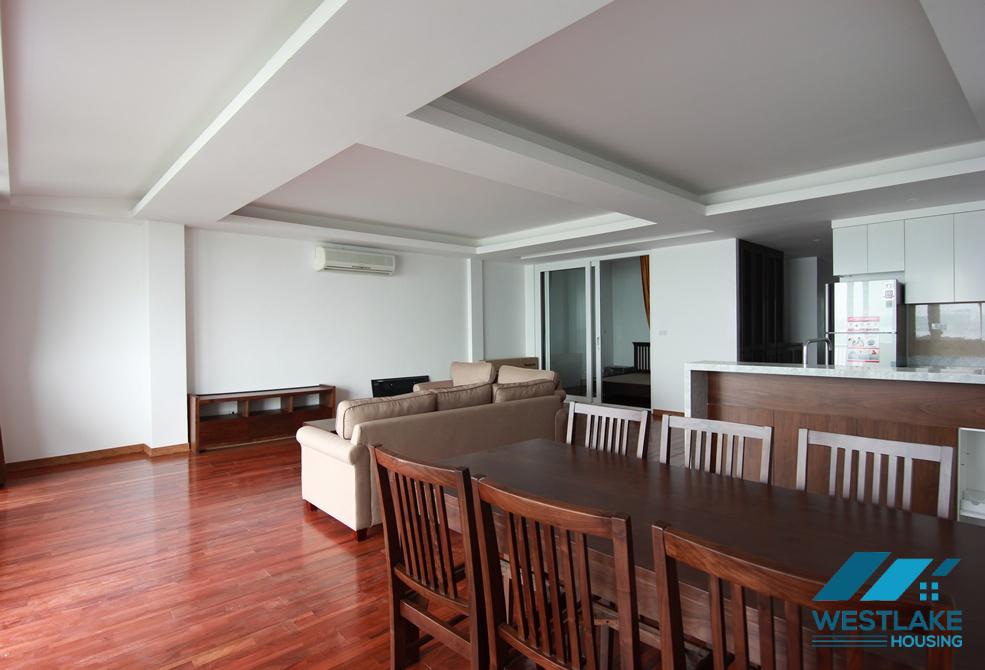 Cosy 03 bedrooms apartment with stunning lakeview for rent in Tay Ho, Ha Noi Cosy 03 bedrooms apartment with stunning lakeview for rent in Tay Ho, Ha Noi