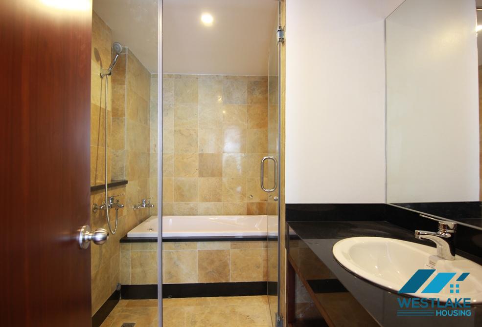 Cosy 03 bedrooms apartment with stunning lakeview for rent in Tay Ho, Ha Noi Cosy 03 bedrooms apartment with stunning lakeview for rent in Tay Ho, Ha Noi