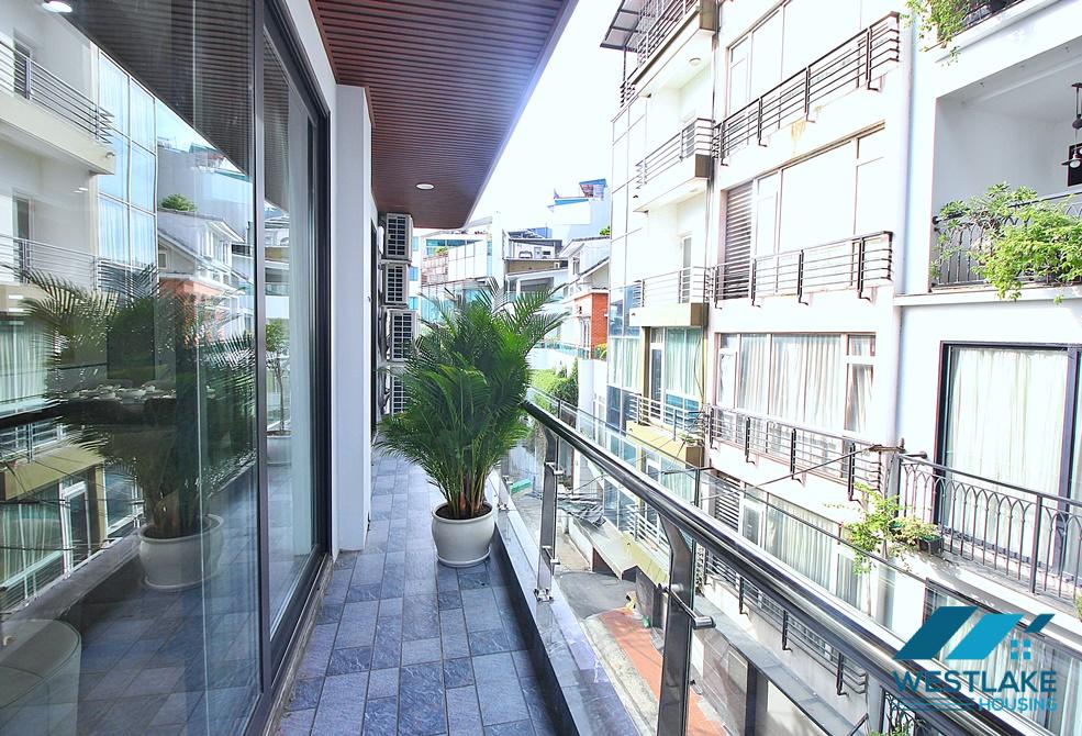 Brand new and modern 3 bedroom apartment for rent in Tay Ho, Ha Noi Brand new and modern 3 bedroom apartment for rent in Tay Ho, Ha Noi