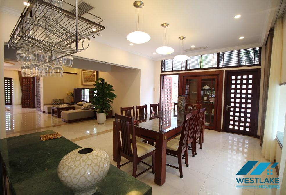 A beautiful villa with 4 bedrooms for rent in tay Ho, Ha Noi A beautiful villa with 4 bedrooms for rent in tay Ho, Ha Noi