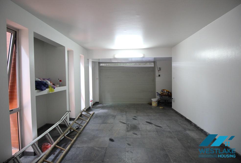 A beautiful villa with 4 bedrooms for rent in tay Ho, Ha Noi A beautiful villa with 4 bedrooms for rent in tay Ho, Ha Noi