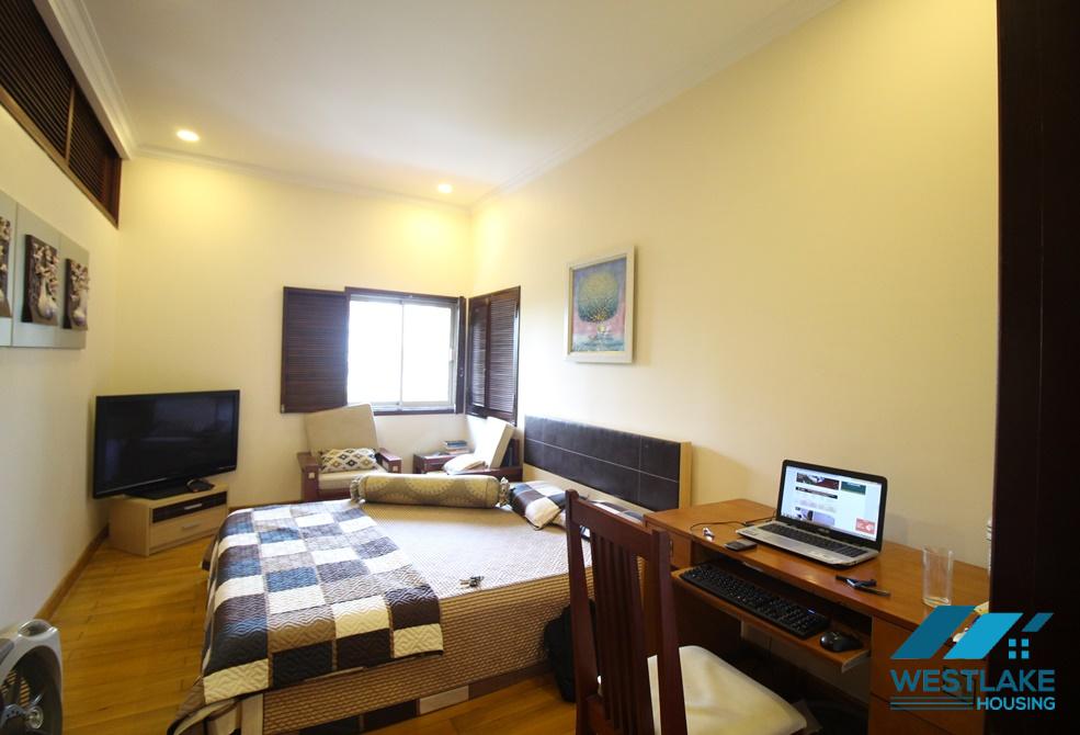 A beautiful villa with 4 bedrooms for rent in tay Ho, Ha Noi A beautiful villa with 4 bedrooms for rent in tay Ho, Ha Noi