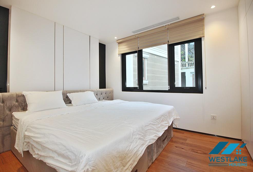 A modern 2 bedroom with lake view for rent in Tay Ho, Ha Noi