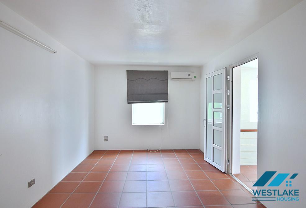 Lake view and unfurnished house for rent in Dang Thai Mai, Tay Ho