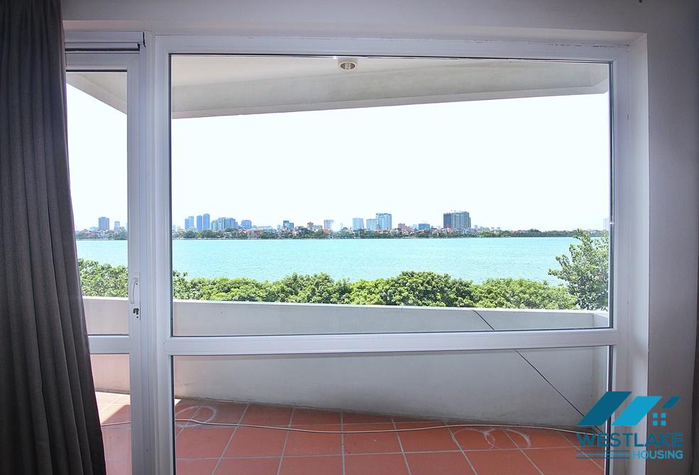 Lake view and unfurnished house for rent in Dang Thai Mai, Tay Ho