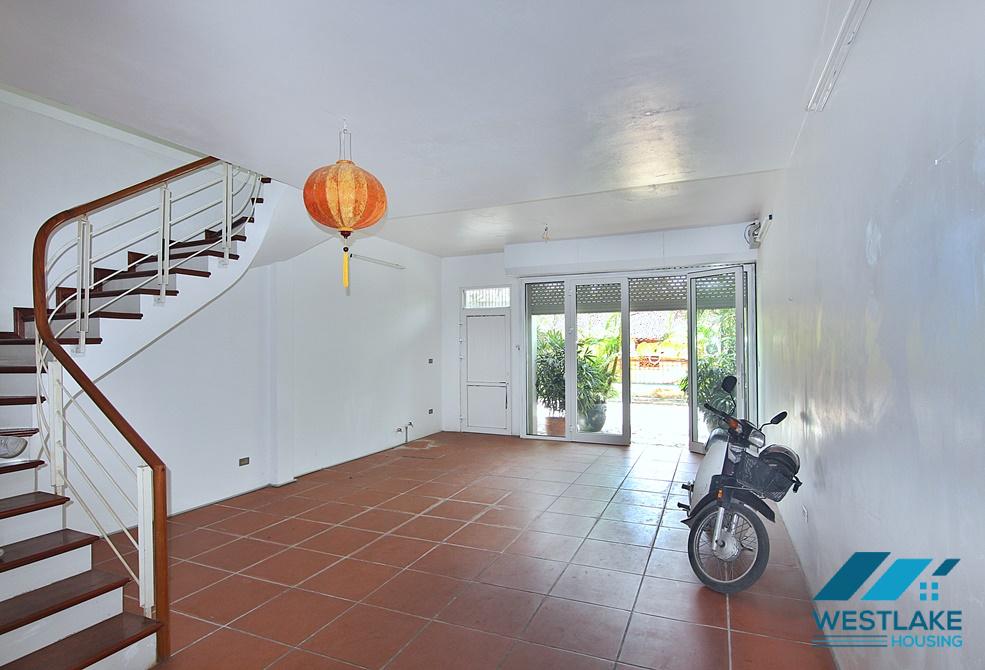 Lake view and unfurnished house for rent in Dang Thai Mai, Tay Ho