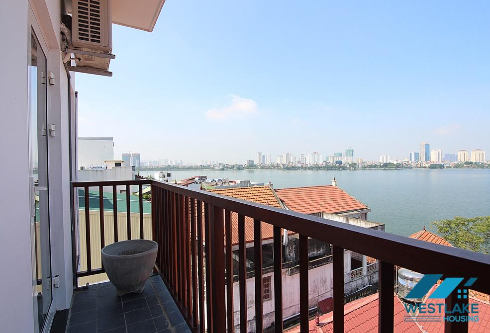 A penthouse 3 bedroom apartment for rent in Tay Ho, Ha Noi